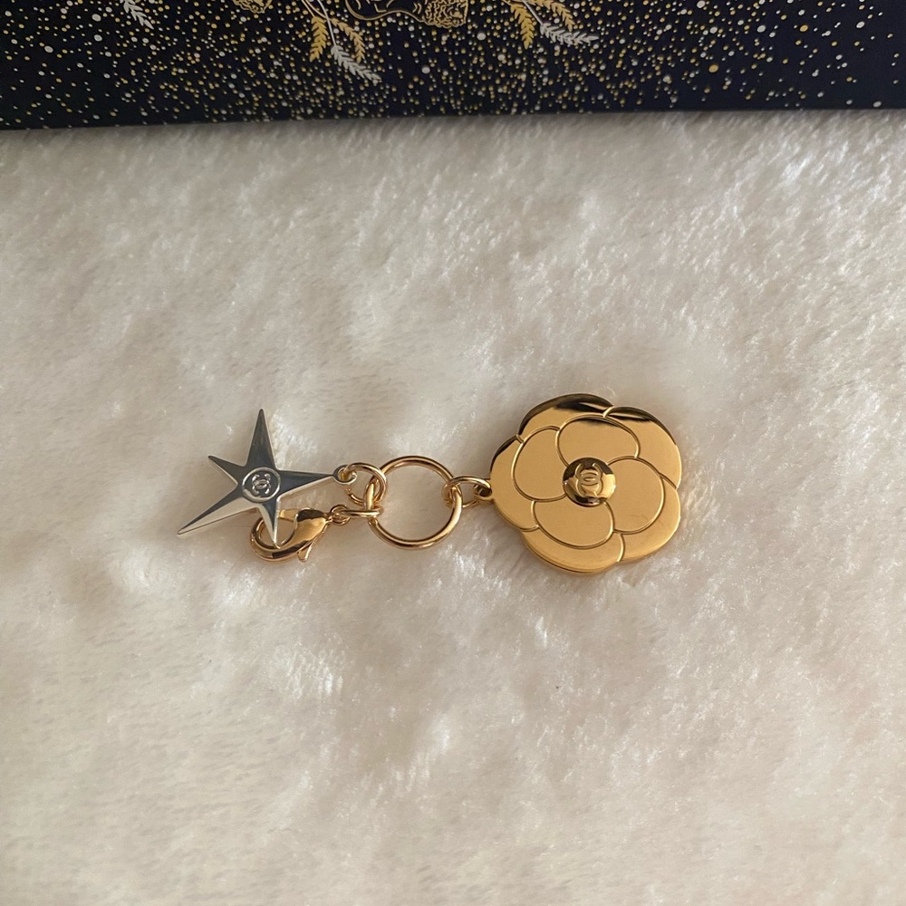 Chanel Camellia Flower and Silver Star Charm - Picture 3 of 5